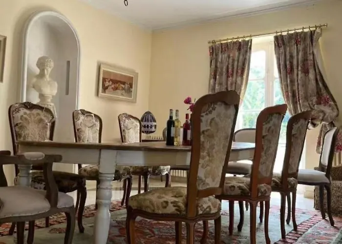 Lodge Bordeaux Castle Natural No2