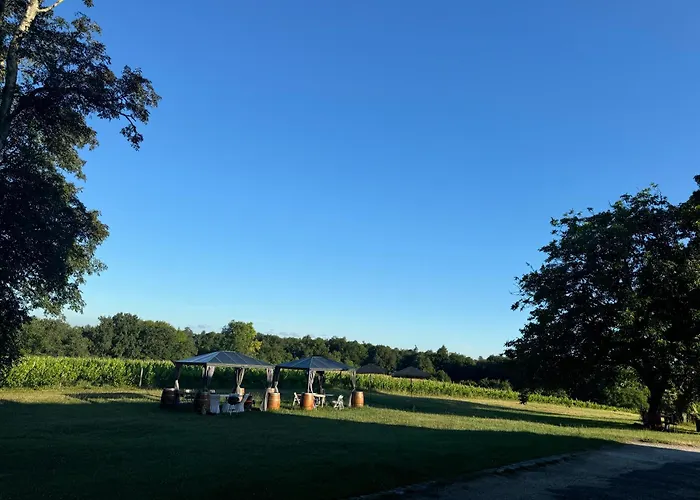 Lodge Bordeaux Castle Natural No2 Quinsac (Gironde)